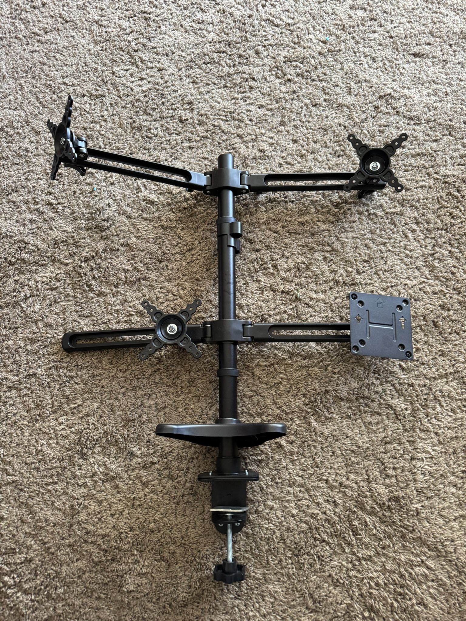 Displays2 Go Quad Monitor Desk Mounts