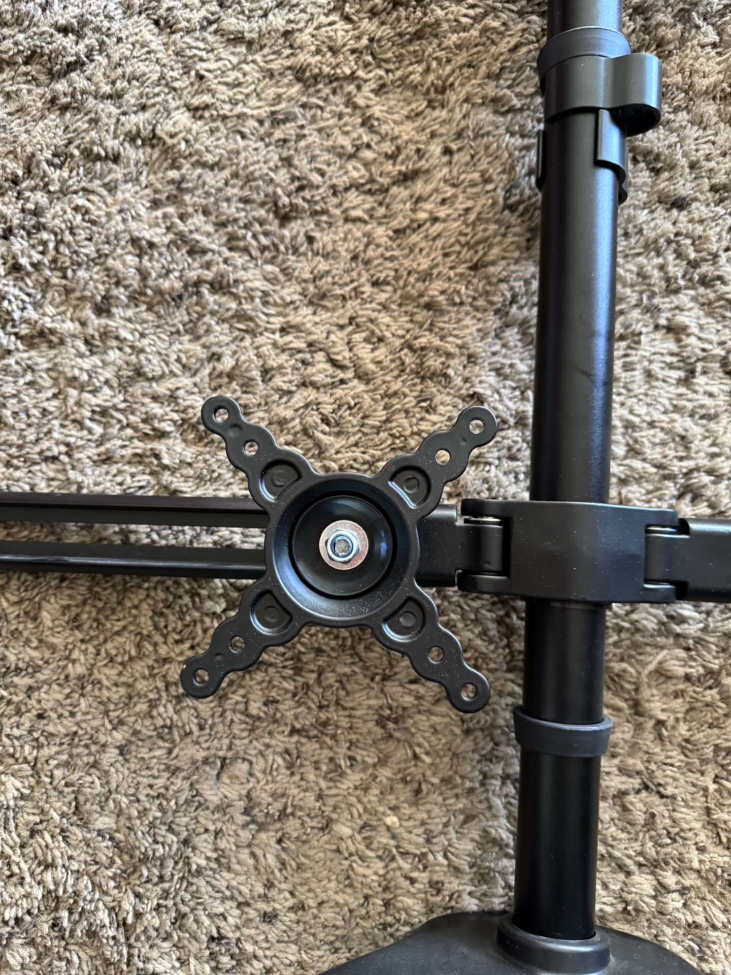 Displays2 Go Quad Monitor Desk Mounts - photo 2