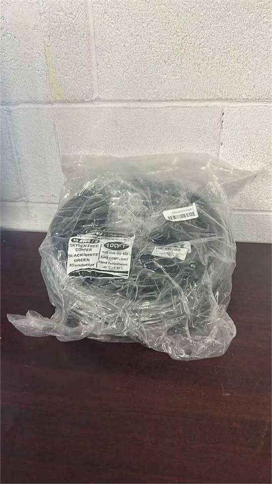100ft 10/3 SOOW 600V Portable Power Cable - photo 2