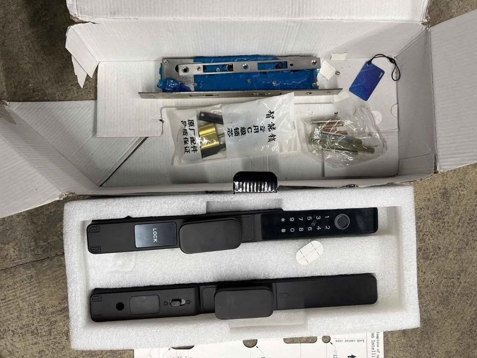 NEW Intelligent Fingerprint Password Lock AY62973 - photo 5