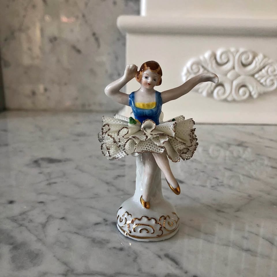 Ballerina Figurina