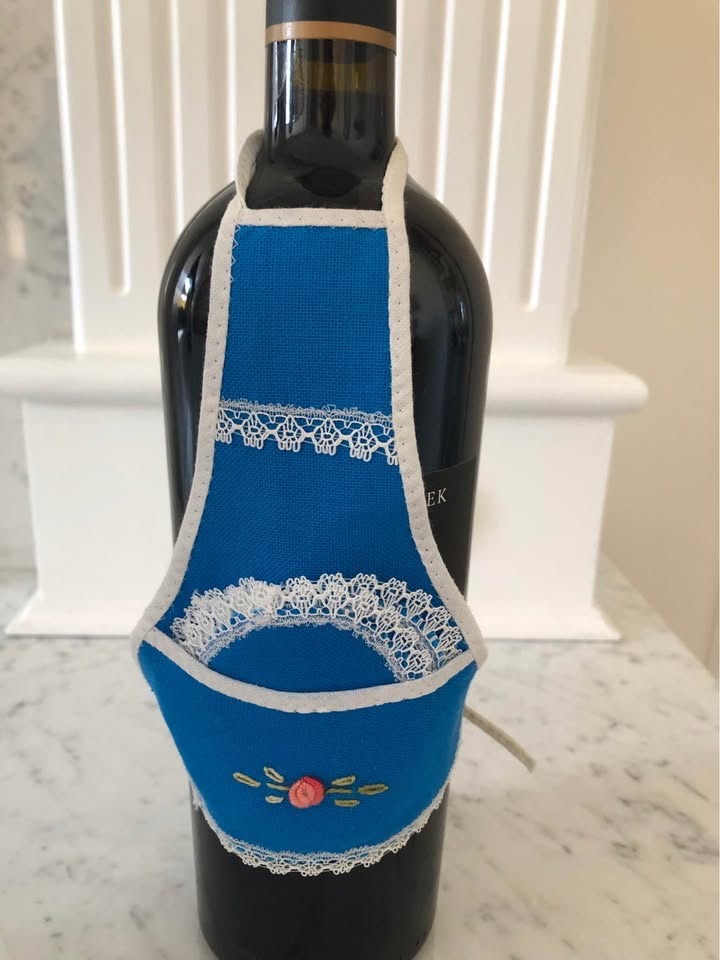 European Wine Bottle Aprons - photo 4