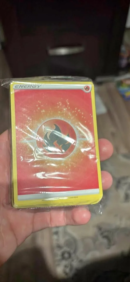 Sealed energy set Etb 45 cards plus dice dividers thumbnail