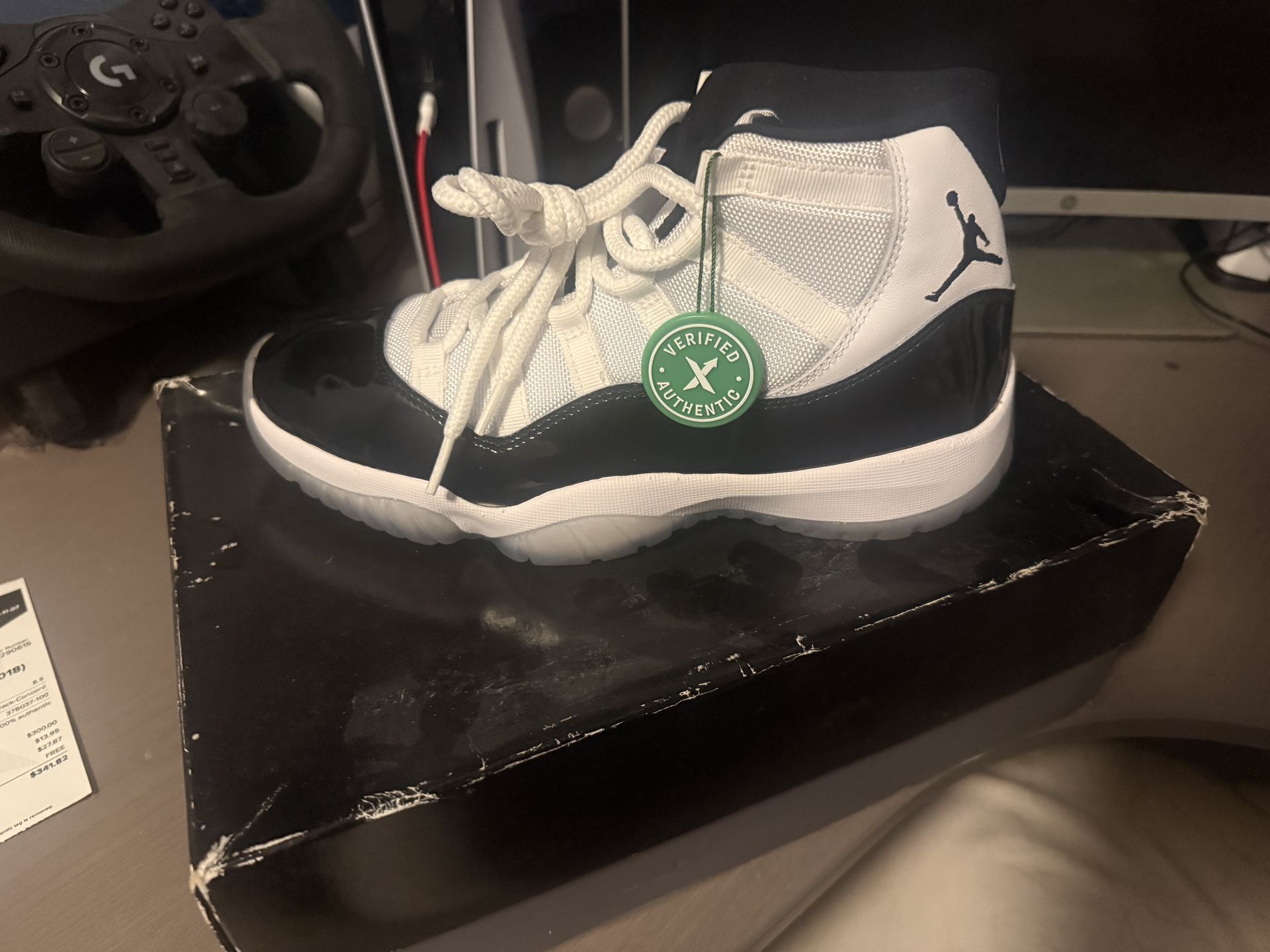Jordan 11 Retro Concord (2018) Size 8.5