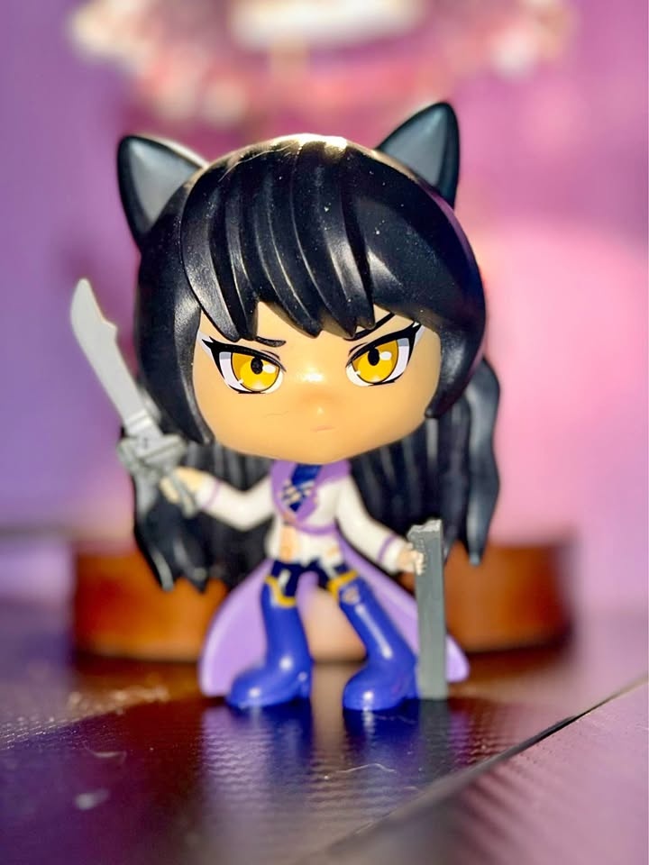 RWBY Blake Belladonna Collectible Figure