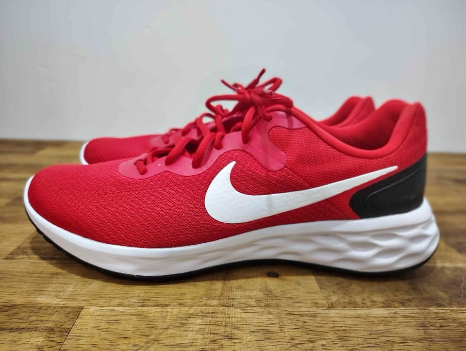 Nike Downshifter 12 Men’s Size 11 – Brand New