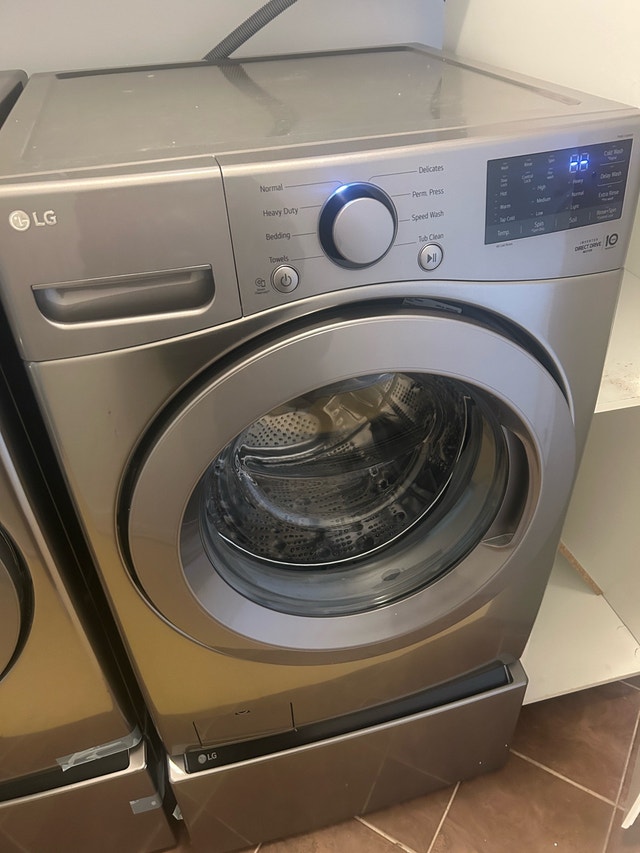LG Washer and Dryer Set - Graphite Steel - photo 3