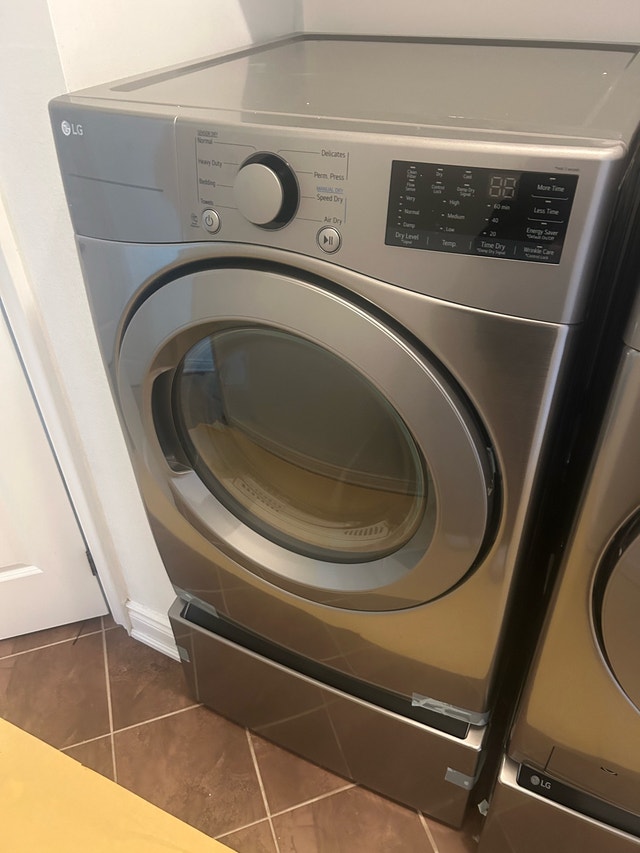 LG Washer and Dryer Set - Graphite Steel - photo 4
