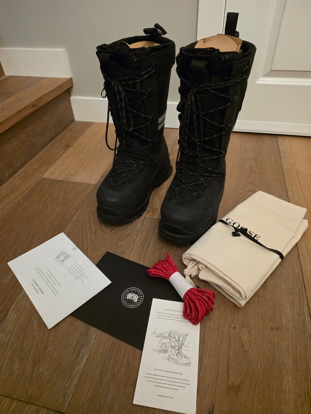 Brand new Men's Snow Mantra Boots Sz 9 - photo 2