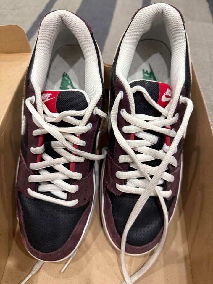 Men's Nike Shoes - Size 9-9.5 - photo 2