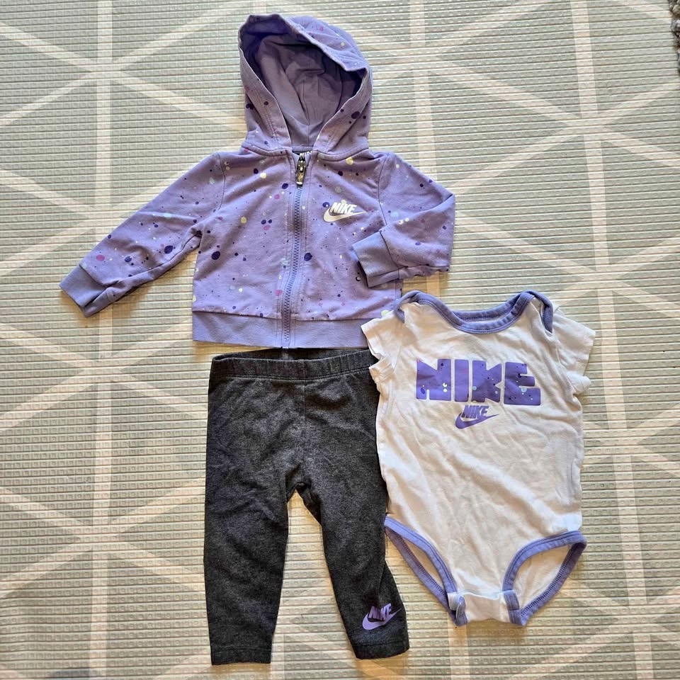 Nike Baby 3-Piece Set (12M) Hoodie, Onesie & Pants