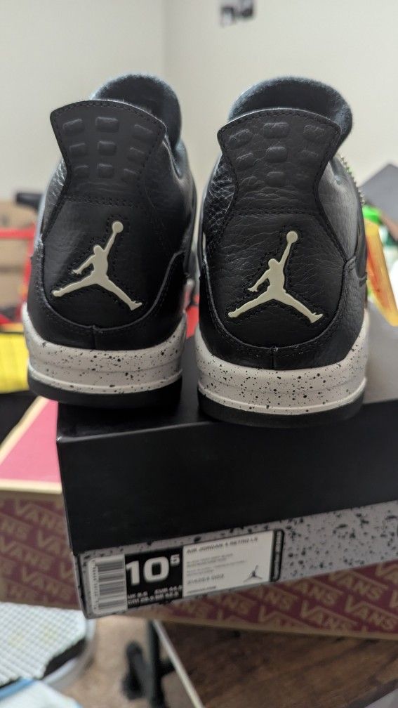 Size 10.5 Air Jordan Retro 4 LS Oreo 2015 - photo 4