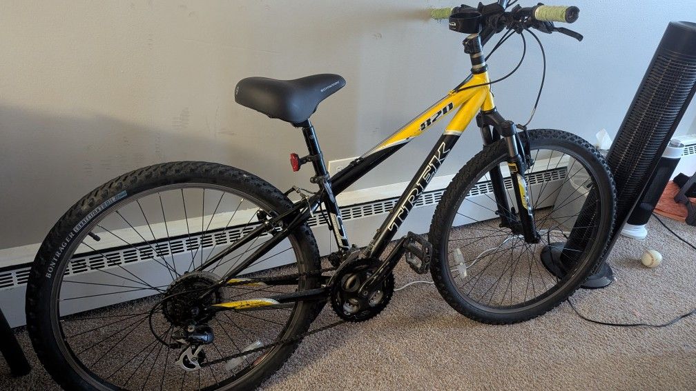 Trek Mountain Bike - photo 2