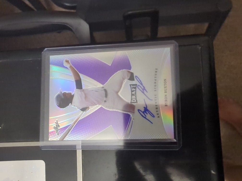 Leaf Draft Byron Buxton #8/25