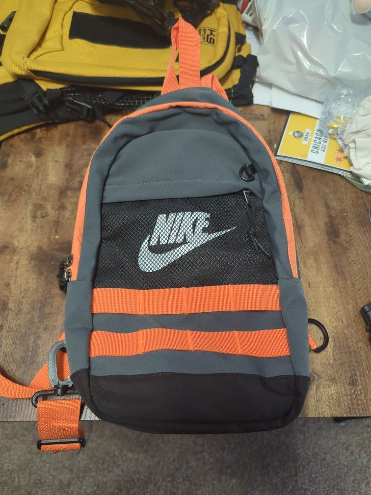 Nike Sling Bag - photo 2