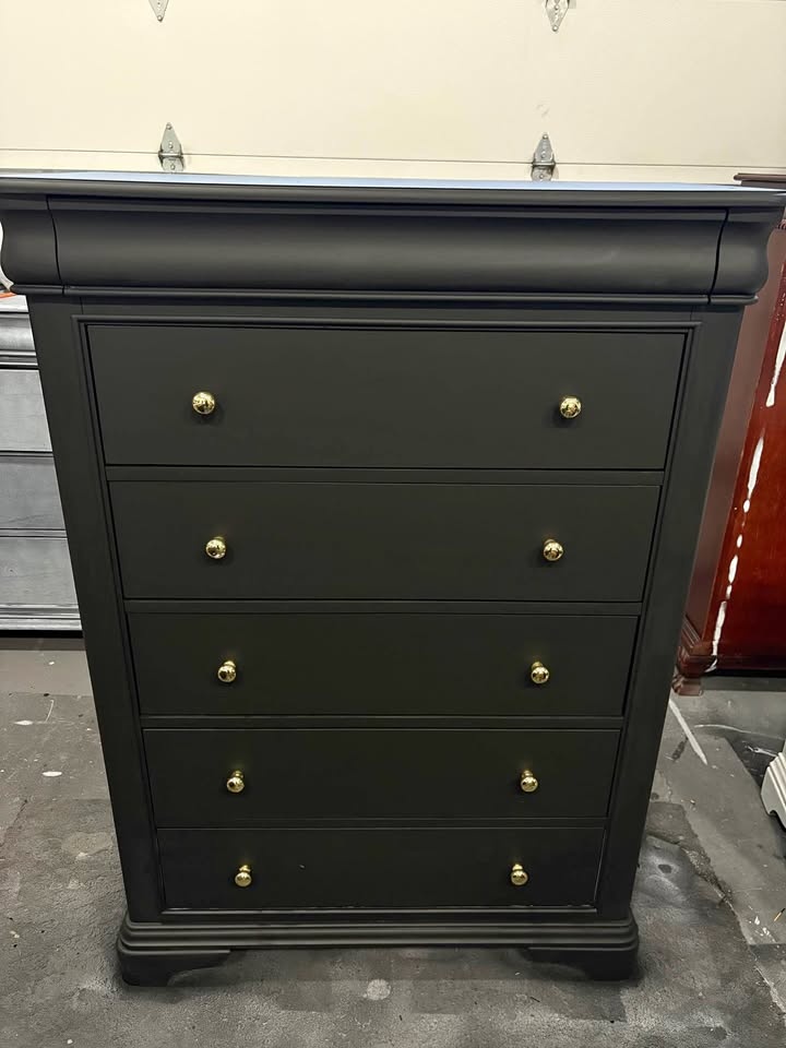 Beautiful black storage chest with gold knobs - like new