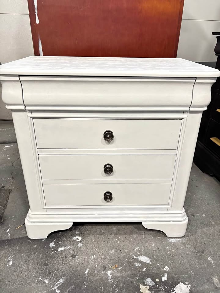 Pair of white night stands - beautiful with silver handles