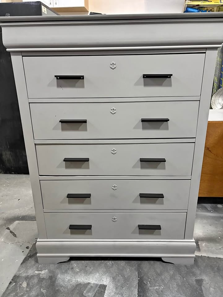 Beautiful upright gray storage chest with black handles - like n