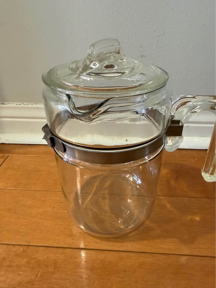 Vintage Pyrex Tea Pot - photo 2