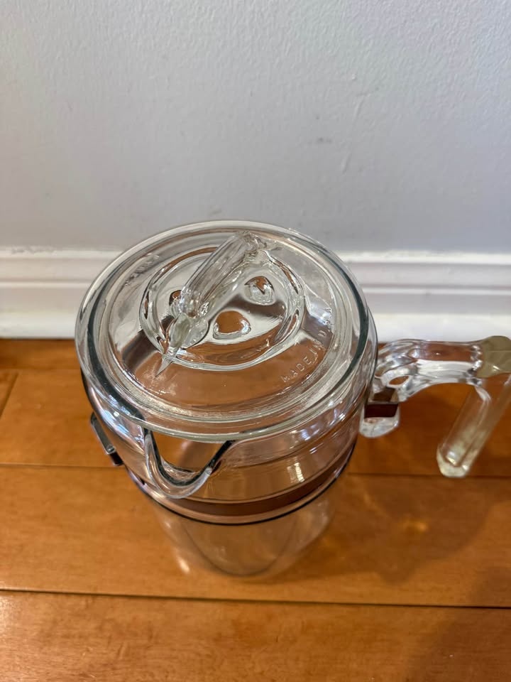 Vintage Pyrex Tea Pot - photo 3