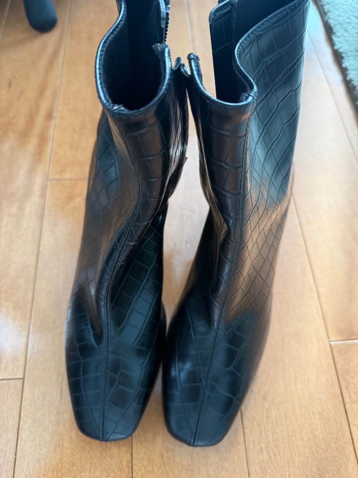 Women’s Boots Size 36 - photo 2