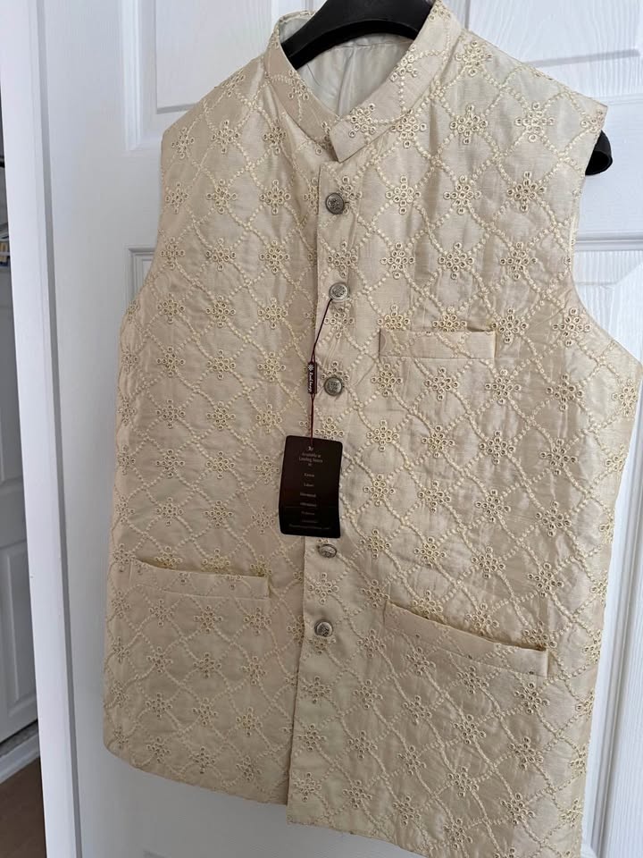 Men's Indian Waistcoat - Size Large Slim