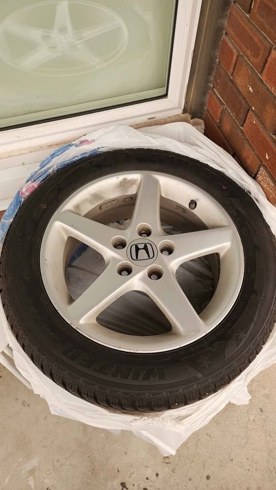 205/55/R16 Winter Tires - photo 2