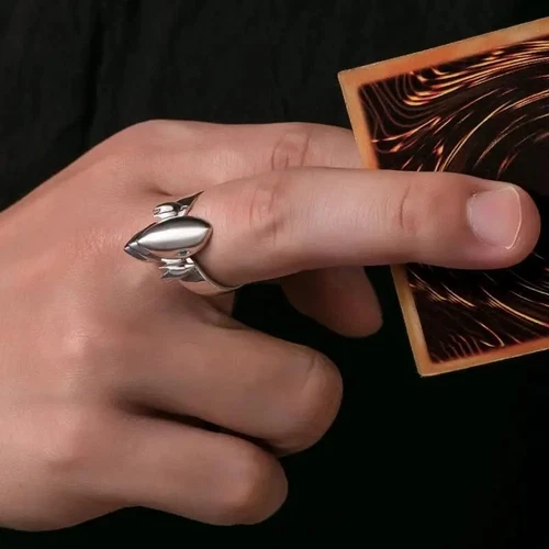 Yu-Gi-Oh Seto Kaiba Blue-Eyes White Dragon Ring