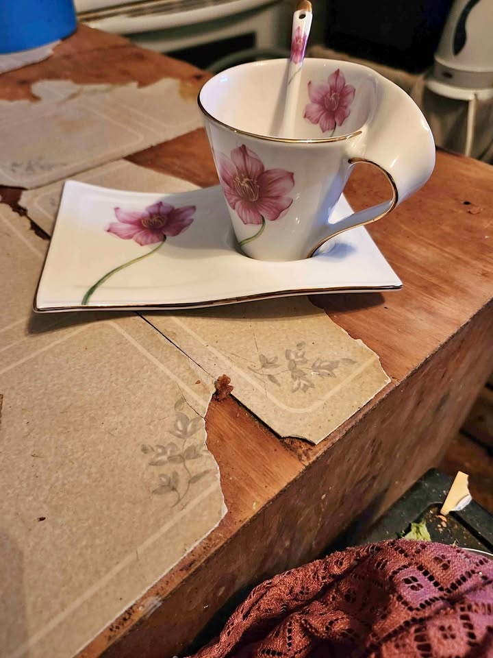 Adeline Tea Cup Set