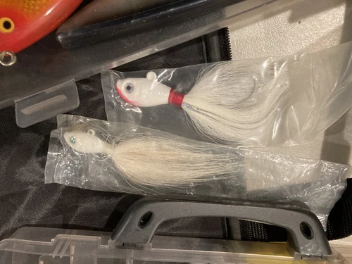 Fishing Tackle Lot, Lures, Cases And Daiwa Bag Included - photo 5