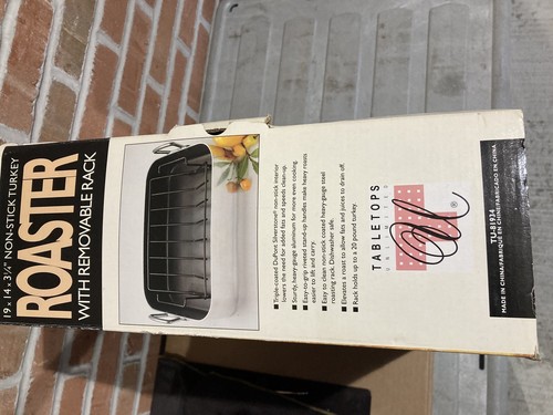 Invitations Oven To Table Roasting Pan with Rack - Never Used - photo 2