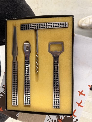 Playboy 4 Piece Stainless Steel Bar Set - photo 4