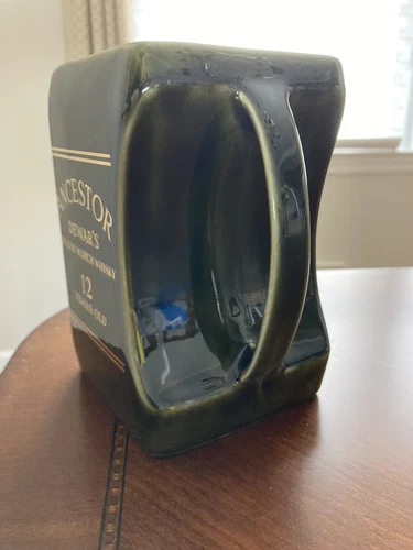 Ancestor Dewer's Scotch Bar Jug ~ 28 Oz ~ Wade UK - photo 4