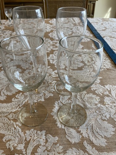 2 Perrier Jouet Champagne Glasses + 2 Wine Glasses