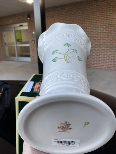 Belleek Vintage Irish Tara Shamrock Vase 10" BNIB - photo 4