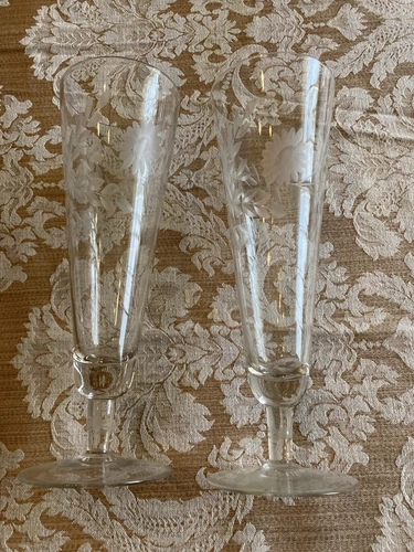 2 Vintage Etched Glass Pilsner Beer Glasses Floral - photo 2