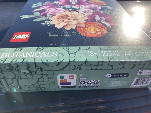 Lego Botanical Collection Flower Bouquet Set 10342 - photo 3
