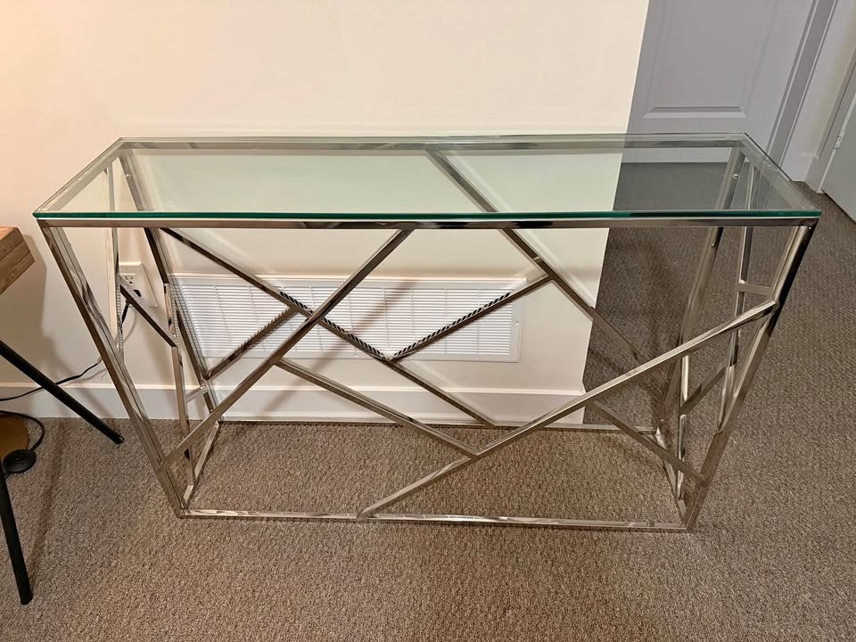 Carole Console Table