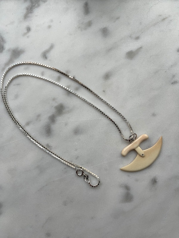 Native Ulu Carving Alaskan Necklace