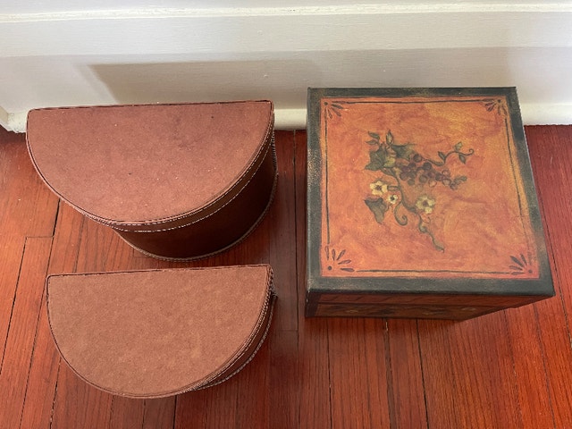 Set of Three Decorative Storage Boxes Like New - photo 2