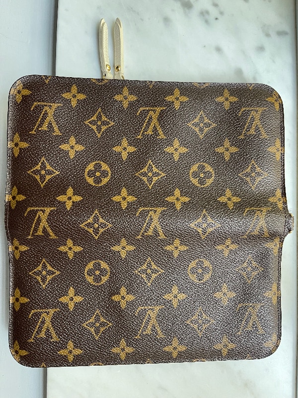 LOUIS VUITTON Coated Canvas Monogram Insolite Wallet White 2009 - photo 4