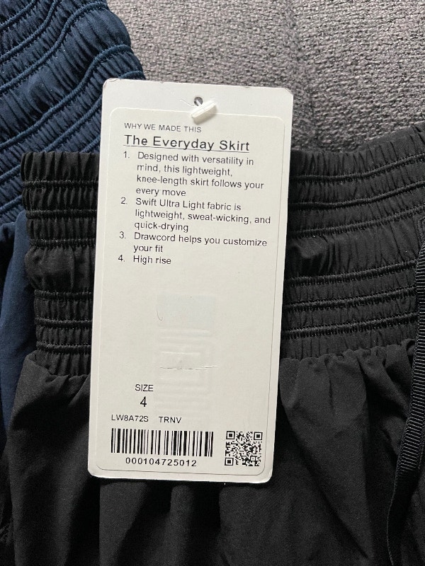 Two New LULULEMON The Everyday Skirt Black and Navy Size 4 - photo 3