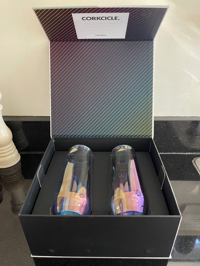 New CORKCICLE Glass Flutes Set of Two