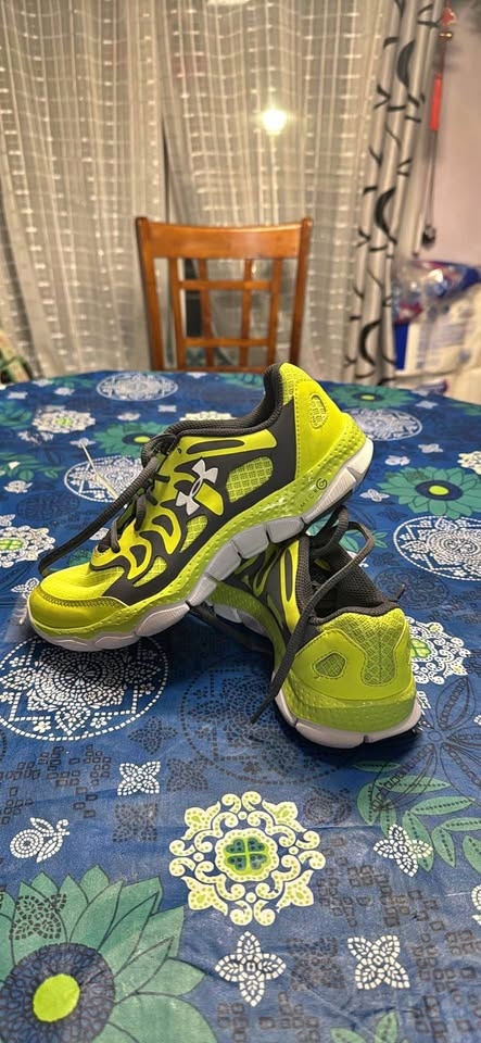 Under Armour Running Shoes