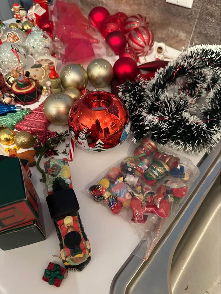 Christmas decorations lot - photo 5