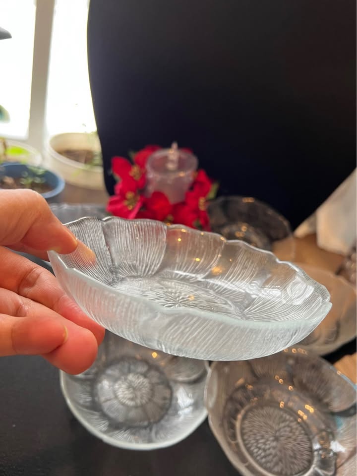 Stylish plates & saucers - photo 3