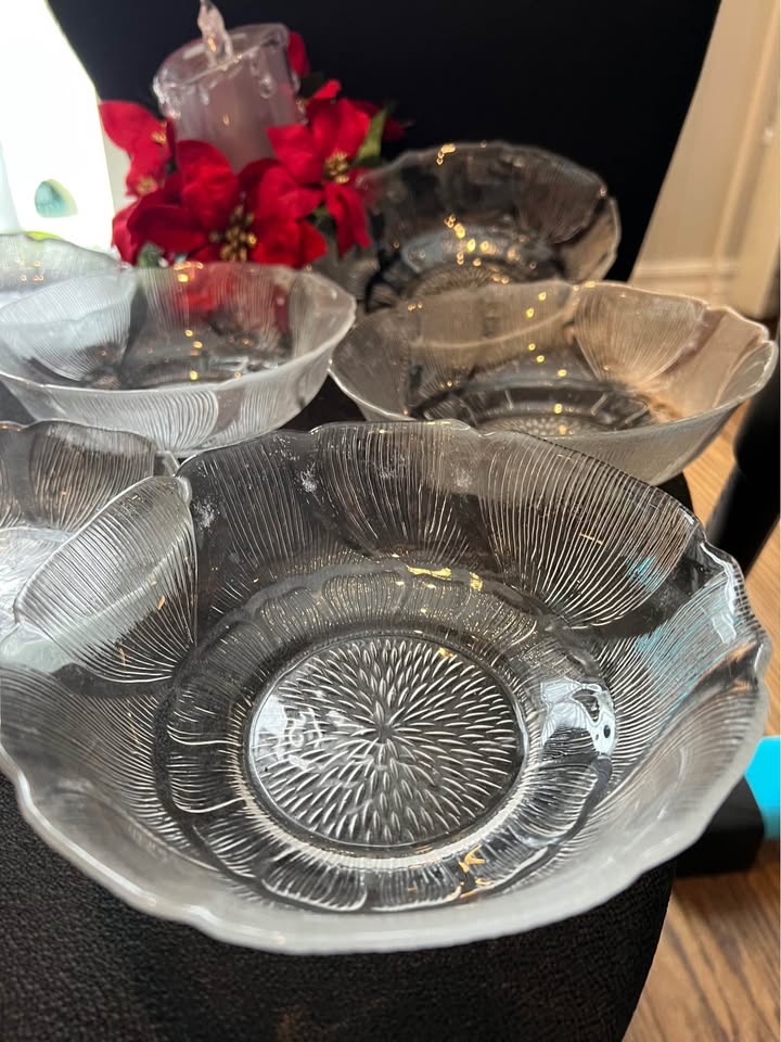 Stylish plates & saucers - photo 4