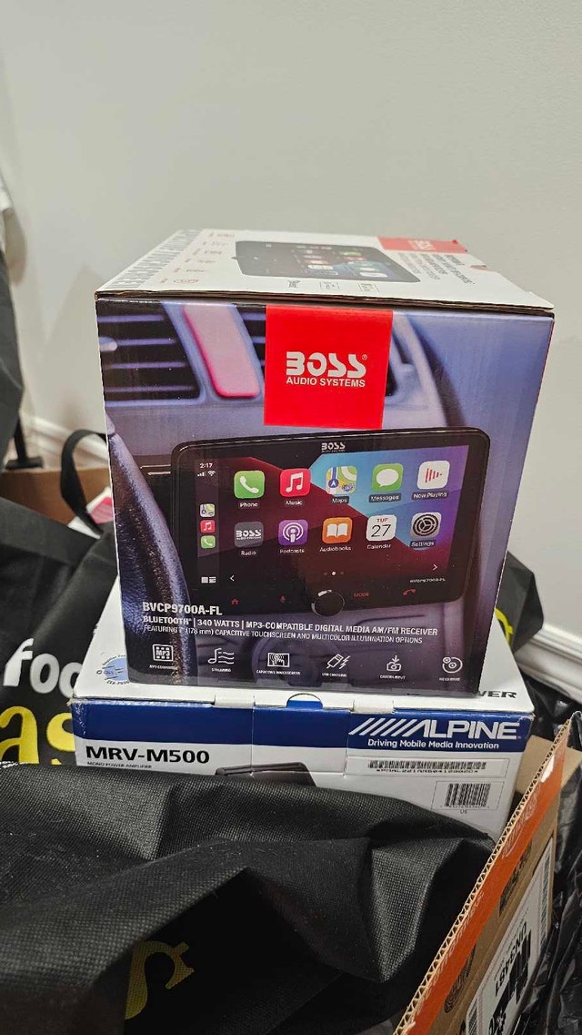 BOSS single DIN Full Screen 7" Multimedia Receiver