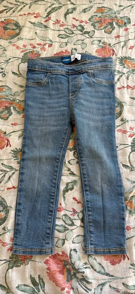 Old Navy kids blue jeans - Size 3T