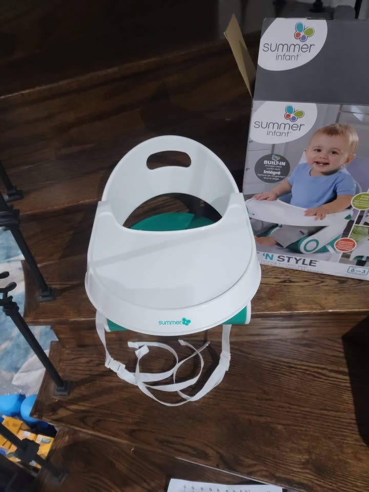 Summer Infant Sit N Style Booster Seat - photo 3